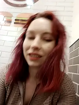 Snapshot of Frost_foxy chatting on March 2, 2025, 6:59 am Frost foxy online show from March 2, 2025, 6:59 am