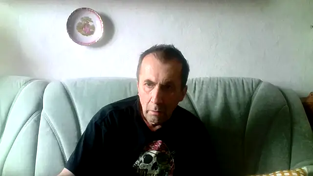 Snapshot of michidd1 chatting on July 13, 2026, 3:11 pm michidd1 online show from July 13, 2026, 3:11 pm