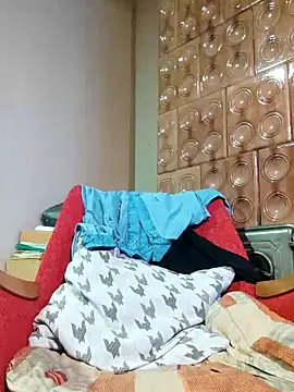 Elza01 online show from October 4, 2025, 5:58 pm