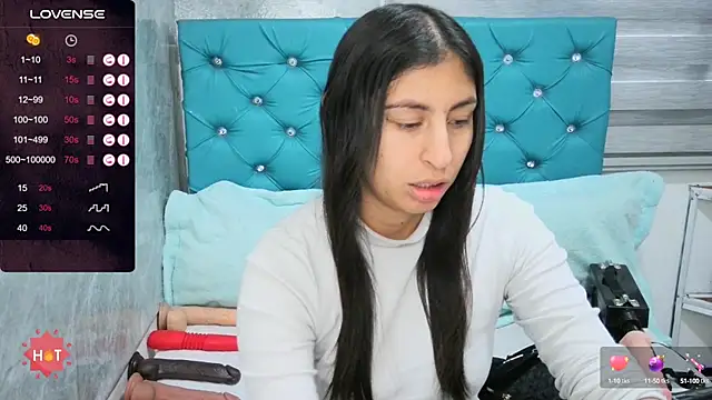 MAARYMOON online show from September 15, 2025, 11:32 am