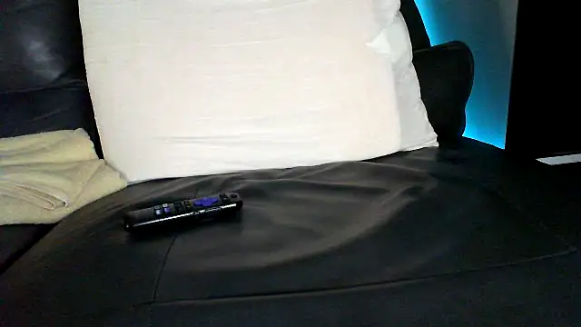 eurodiznee online show from May 1, 2026, 7:52 pm