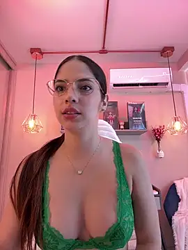 Zoe Bae online show from March 11, 2025, 5:46 pm