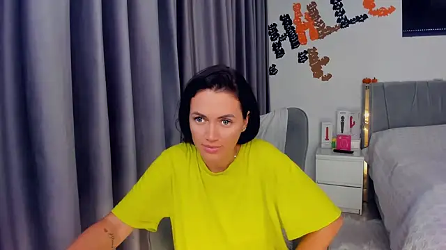 Snapshot of jessykmxx chatting on October 19, 2025, 10:51 am jessykmxx online show from October 19, 2025, 10:51 am