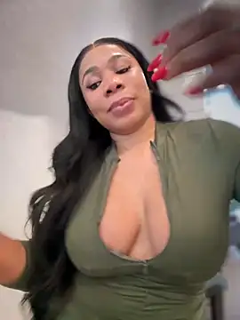 Belle    online show from December 28, 2024, 6:50 pm