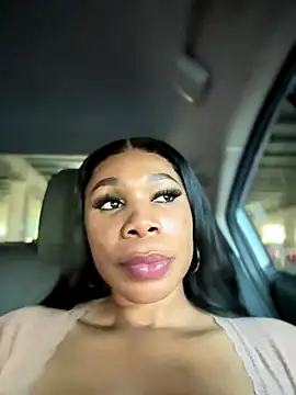 Belle    online show from October 10, 2025, 9:15 pm