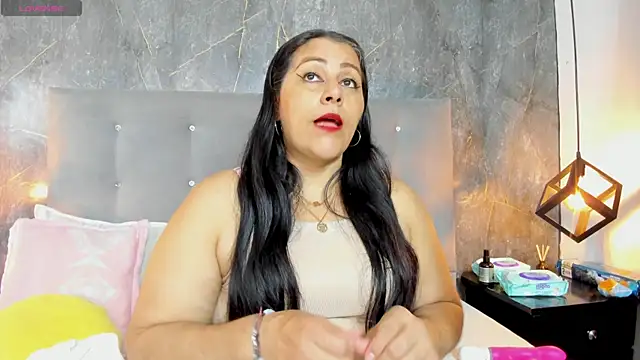 SexxyPamela online show from November 28, 2025, 8:09 pm