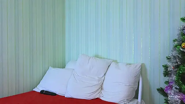  Lily  online show from December 23, 2024, 12:19 pm