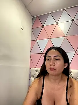 Snapshot of juliana_diaz chatting on October 6, 2025, 11:22 am juliana diaz online show from October 6, 2025, 11:22 am