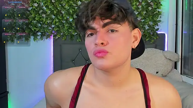 kamii 22 online show from February 23, 2025, 4:50 am