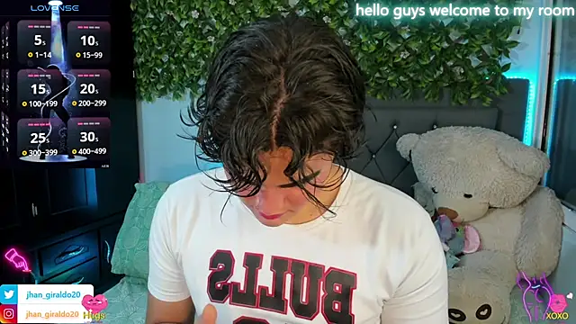 kamii 22 online show from February 15, 2025, 6:02 am