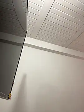 AlondraDiossa03 online show from April 11, 2026, 4:32 pm