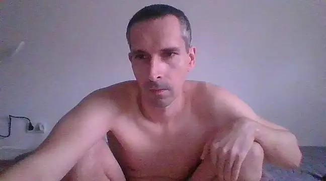 Geiler-boy313 online show from February 25, 2025, 8:14 am