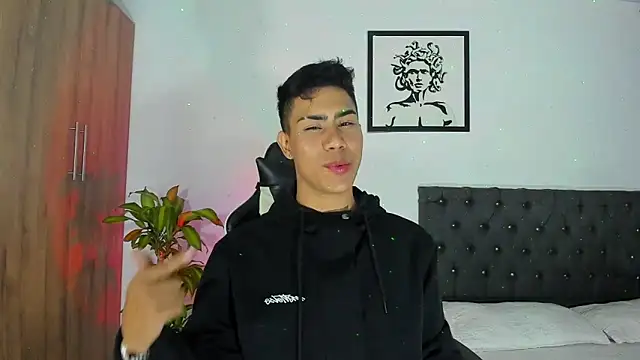 AlanNaughty online show from November 25, 2025, 12:55 am