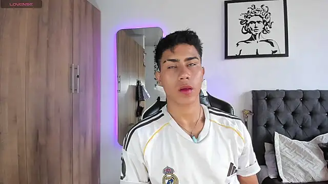 AlanNaughty online show from February 7, 2026, 9:56 pm