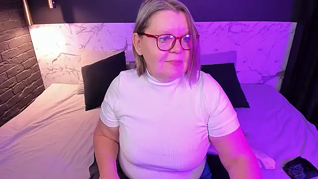 Shannonshine online show from November 1, 2025, 6:41 am