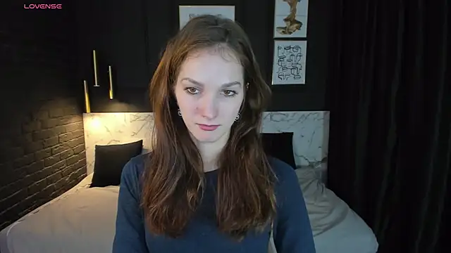 MirandaGlow online show from January 28, 2025, 5:43 am