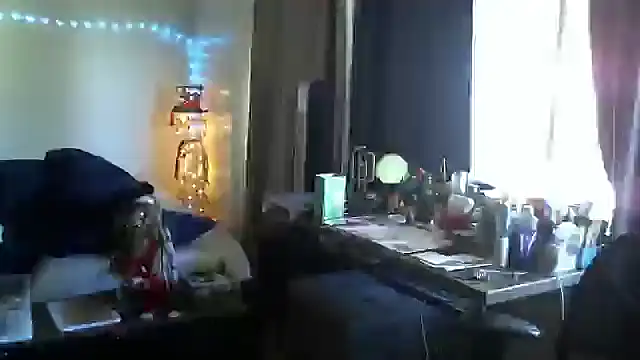 mycock2474u online show from October 7, 2025, 5:58 pm