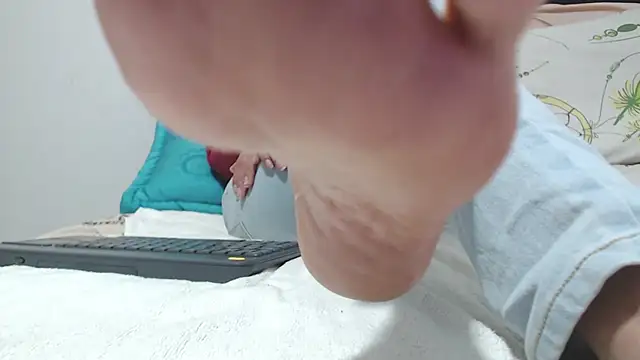 saaramiller online show from February 20, 2026, 3:36 am