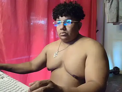 Malo666howard online show from February 2, 2026, 9:47 pm