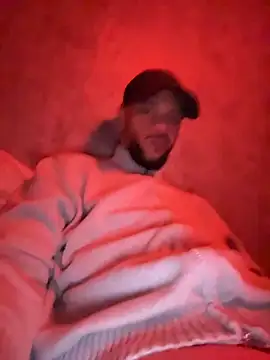 Lionayowe online show from March 16, 2026, 6:32 pm