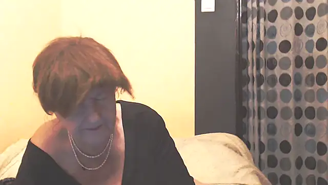 MioritaHard online show from December 3, 2025, 9:58 pm