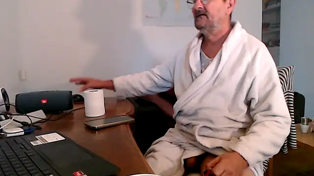 silvio-aus-luzern-CH online show from October 7, 2025, 6:14 am