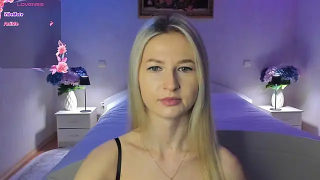 AnnaCarrera online show from February 28, 2026, 7:35 pm