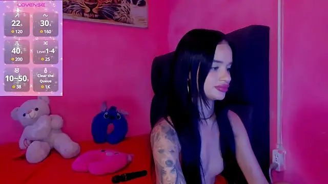 Snapshot of secretgreisy_ chatting on March 2, 2025, 10:26 am secretgreisy online show from March 2, 2025, 10:26 am