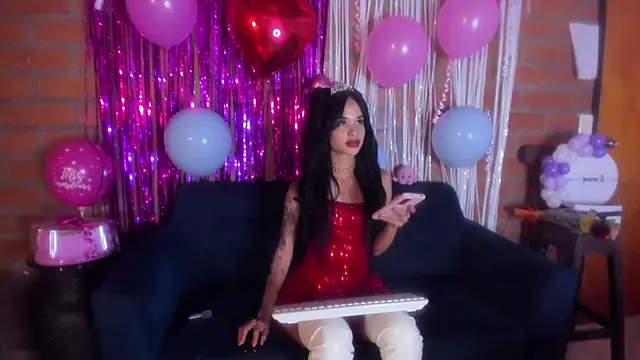 Snapshot of secretgreisy_ chatting on November 21, 2025, 4:22 am secretgreisy online show from November 21, 2025, 4:22 am