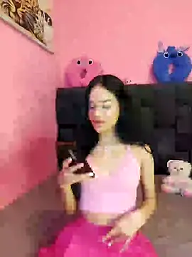 Snapshot of secretgreisy_ chatting on December 10, 2024, 10:49 am secretgreisy online show from December 10, 2024, 10:49 am