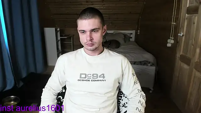 maks wolfis online show from October 30, 2025, 6:12 am