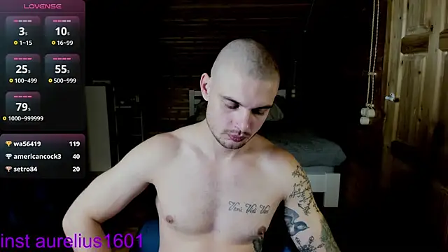 maks wolfis online show from October 9, 2025, 3:34 pm