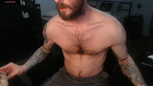 SexxxyLouis online show from December 2, 2025, 1:46 pm