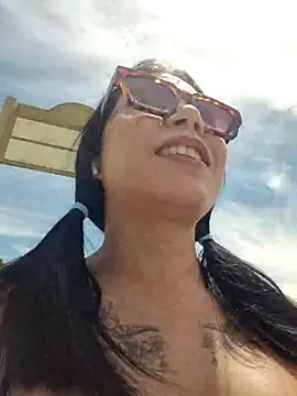 little susie online show from May 6, 2026, 11:58 am