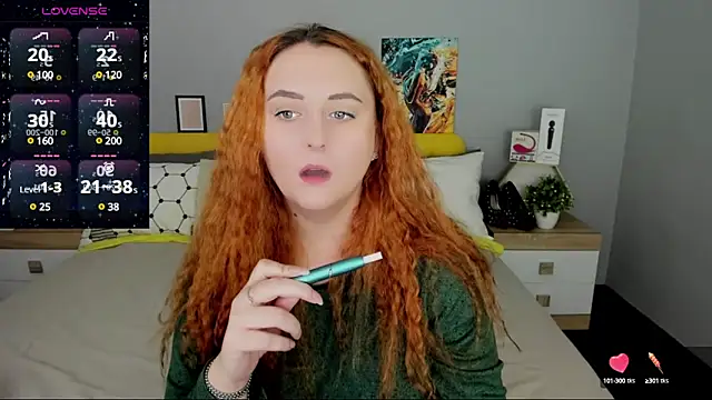 BabeLessi online show from February 14, 2025, 5:36 pm