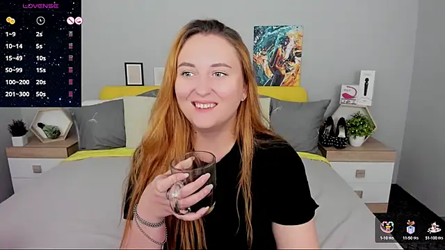 BabeLessi online show from September 14, 2025, 5:35 pm