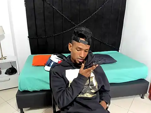 anhtony wayans online show from September 20, 2025, 12:15 am