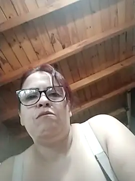 Snapshot of AyantiPonz79 chatting on November 10, 2025, 1:27 pm AyantiPonz79 online show from November 10, 2025, 1:27 pm