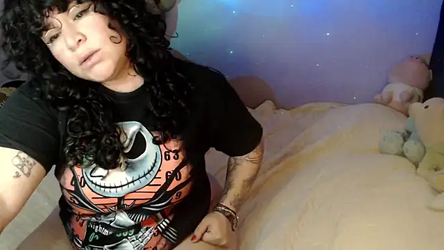 ANGELIQUE KLANE online show from September 13, 2025, 9:31 am