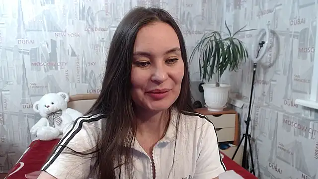 GinaQSoul online show from February 25, 2025, 6:01 pm