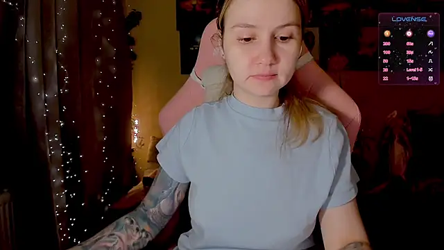 GoodWitch  online show from September 9, 2025, 6:34 am