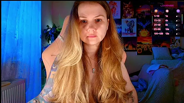 Snapshot of GoodWitch_ chatting on May 10, 2026, 6:06 am GoodWitch online show from May 10, 2026, 6:06 am