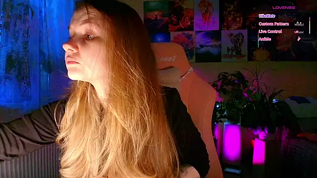 GoodWitch  online show from February 18, 2026, 7:39 am