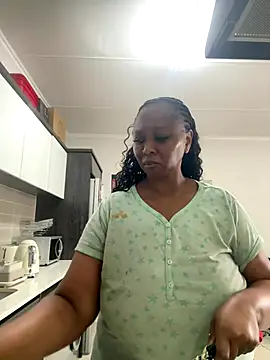 Bootyliciouse21X online show from December 14, 2025, 1:49 pm