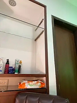 Fancyxlove online show from March 21, 2025, 1:45 pm