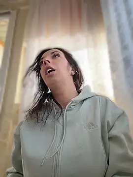 Almmaxxxx online show from April 15, 2026, 5:24 am