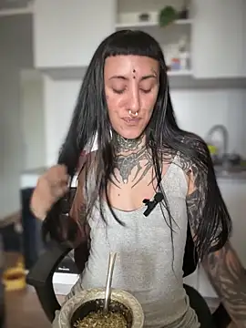 samisamsx online show from December 16, 2025, 4:33 pm