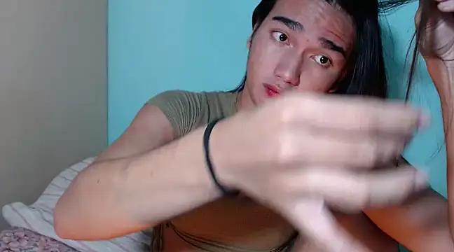 Snapshot of CasandraDiaz chatting on March 12, 2025, 12:36 pm CasandraDiaz online show from March 12, 2025, 12:36 pm