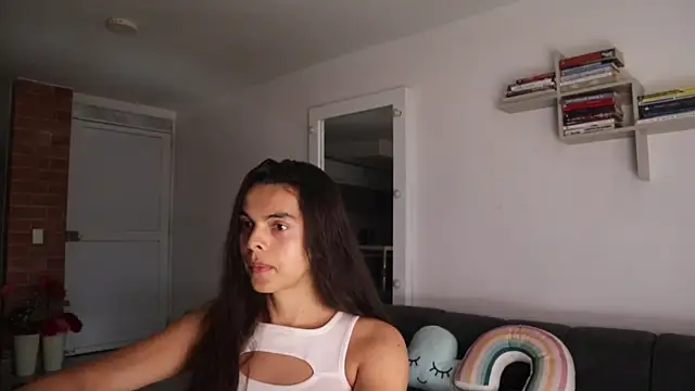 Snapshot of _Vahos_ chatting on March 2, 2026, 7:21 pm Vahos online show from March 2, 2026, 7:21 pm