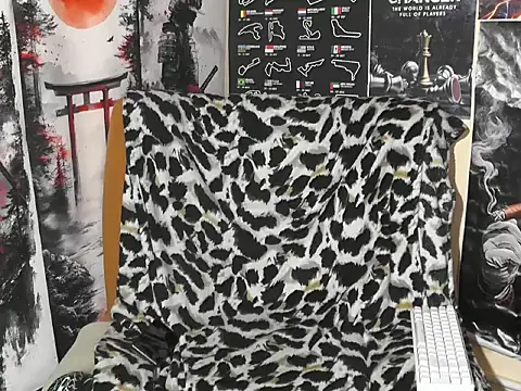 00george online show from November 27, 2025, 1:06 am